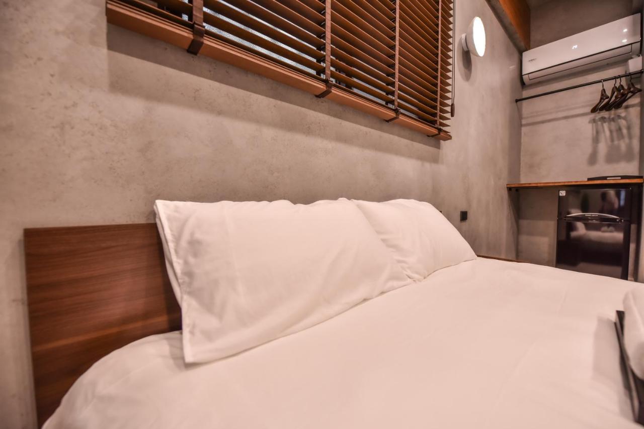 Eryang Homestay Tainan Exteriör bild