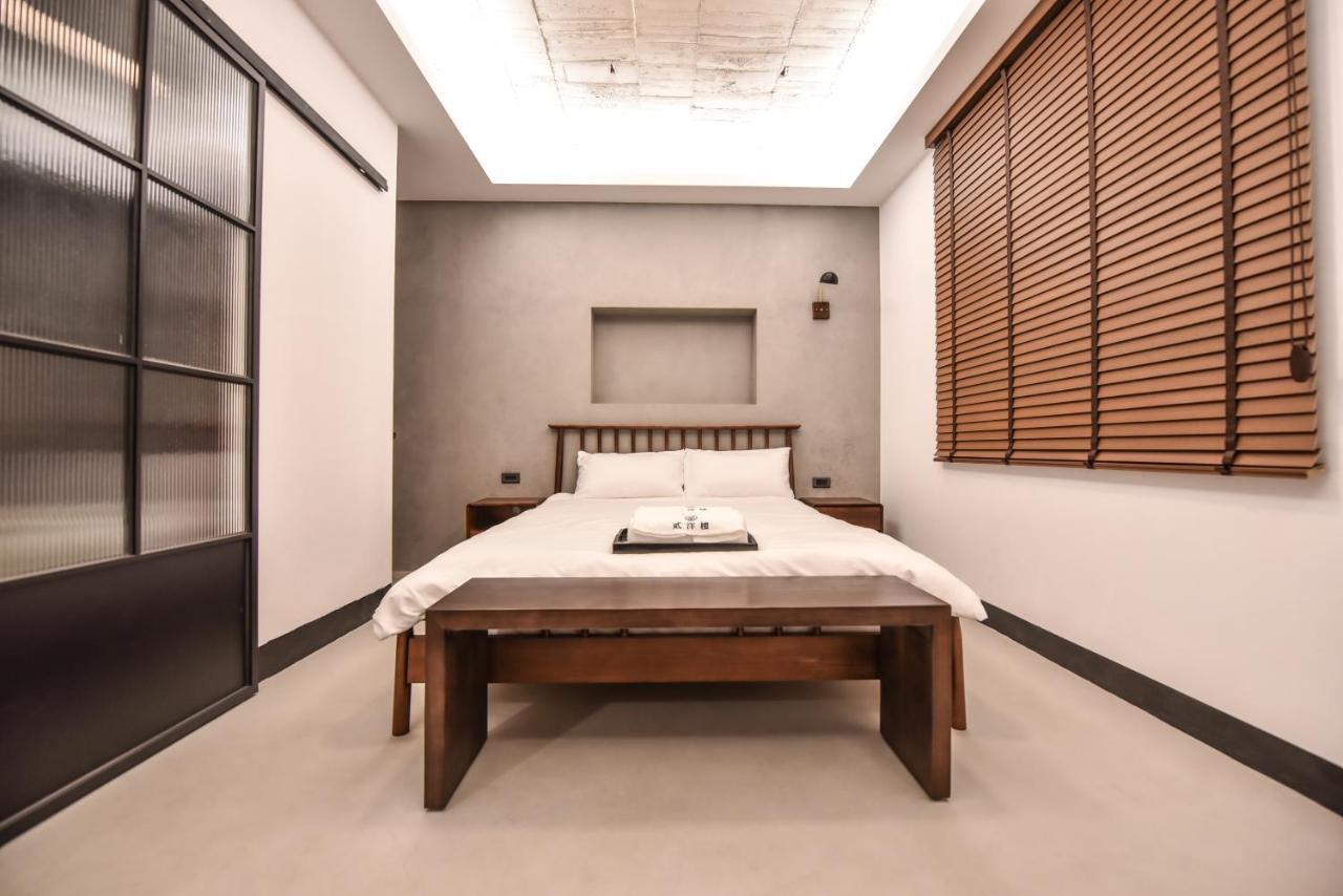 Eryang Homestay Tainan Exteriör bild
