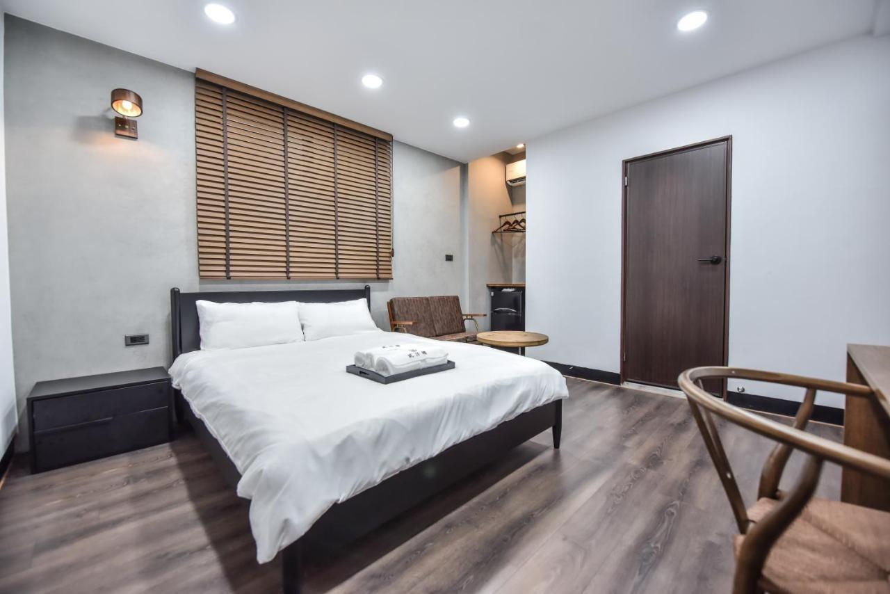 Eryang Homestay Tainan Exteriör bild