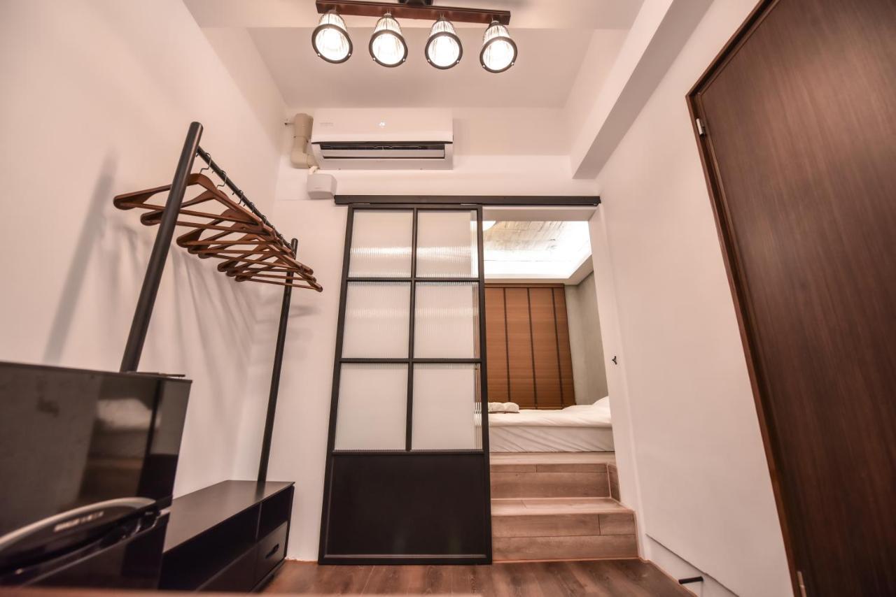 Eryang Homestay Tainan Exteriör bild