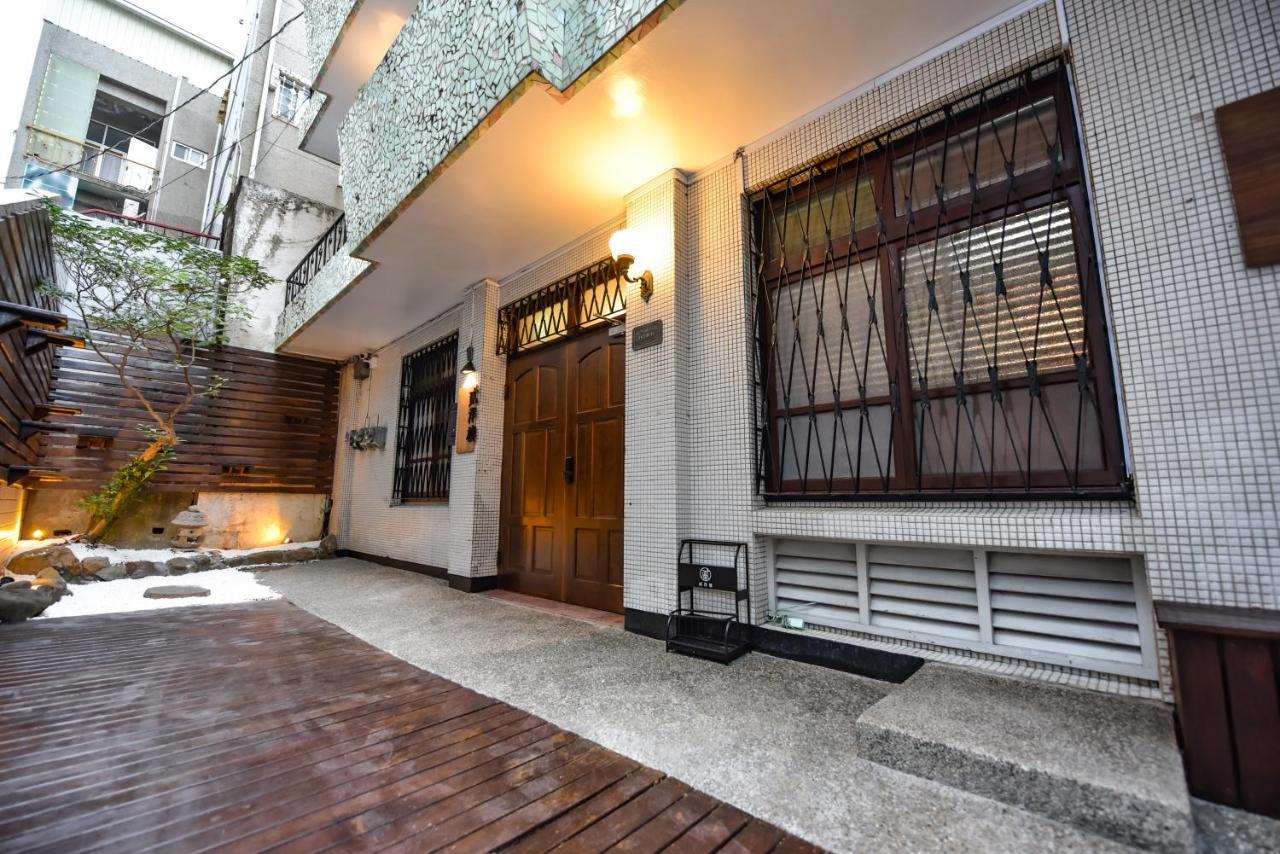 Eryang Homestay Tainan Exteriör bild
