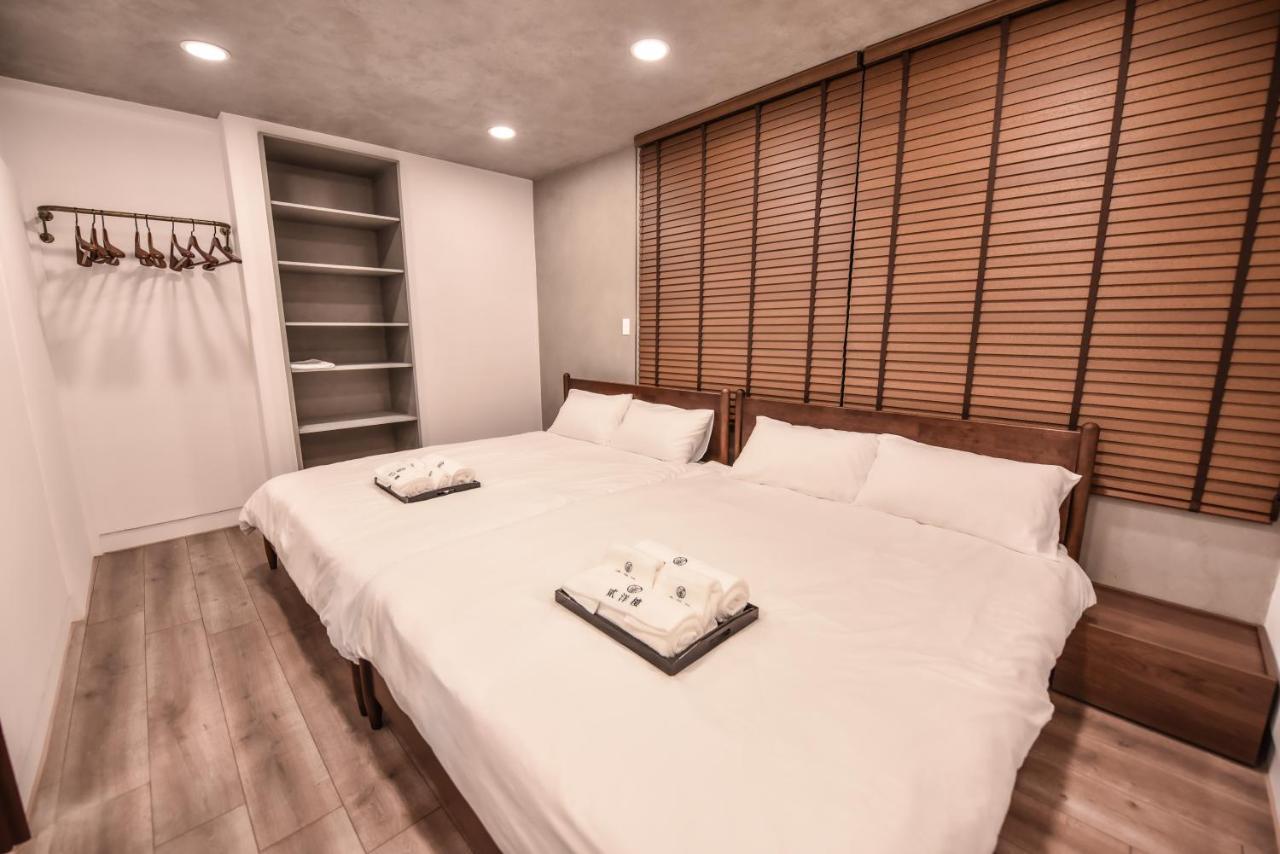 Eryang Homestay Tainan Exteriör bild